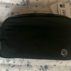 Lululemon Forest Green Belt Bag